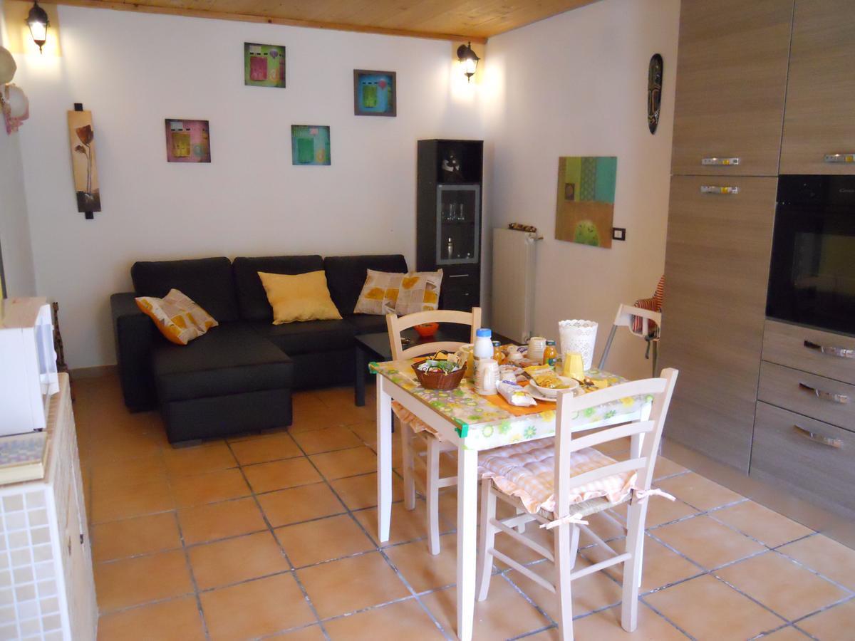Casa Clotilde Bed & Breakfast Stazzano Luaran gambar