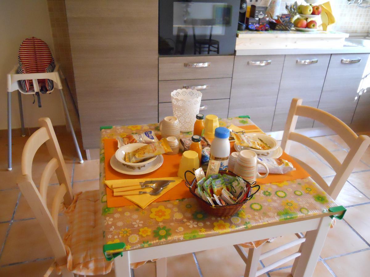 Casa Clotilde Bed & Breakfast Stazzano Luaran gambar