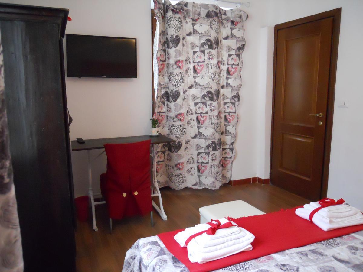 Casa Clotilde Bed & Breakfast Stazzano Luaran gambar